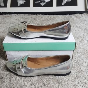 Abound Metallic  Keltic flat